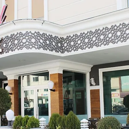 Park Hotel *